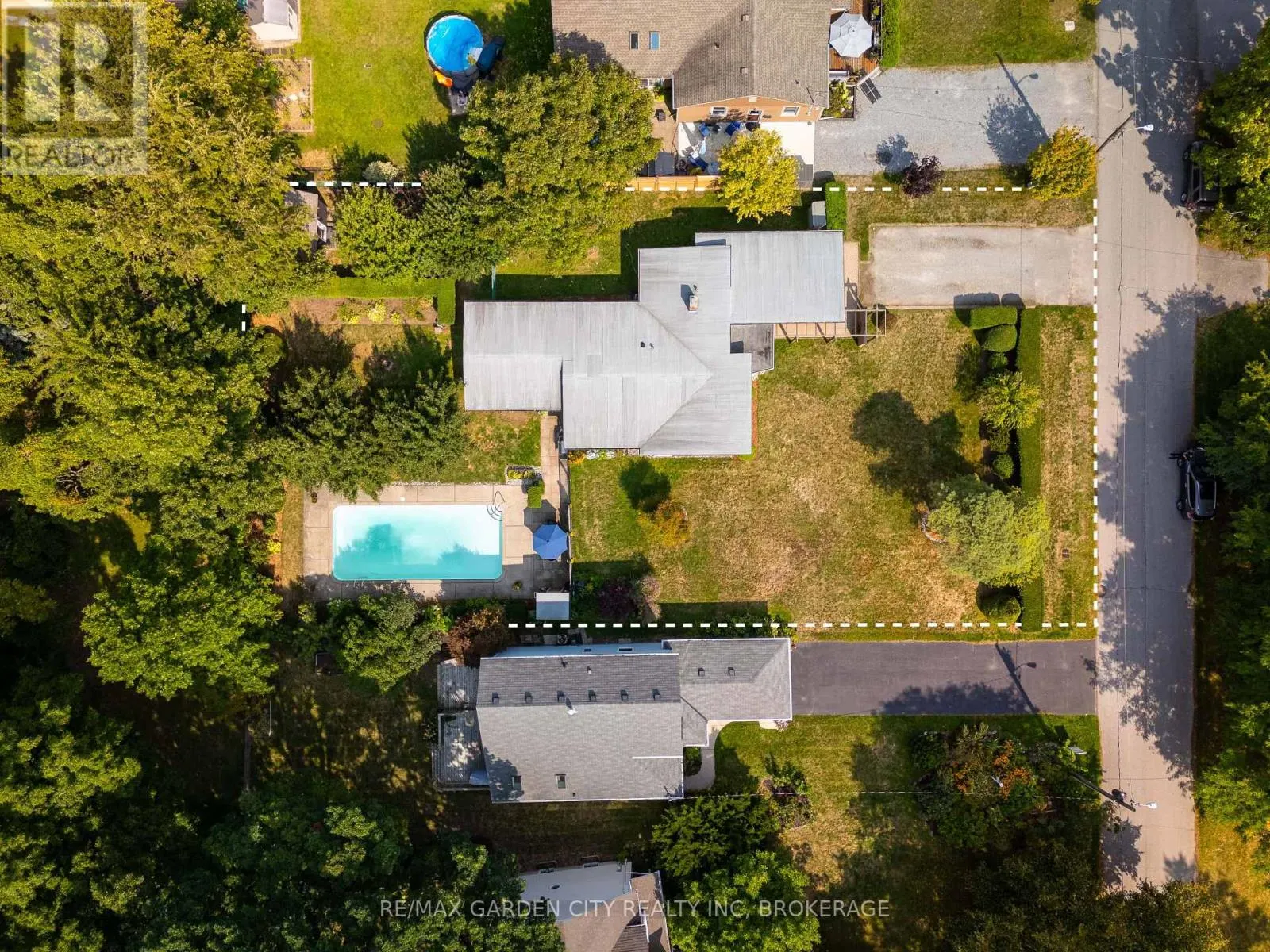 46 HENLEY DRIVE