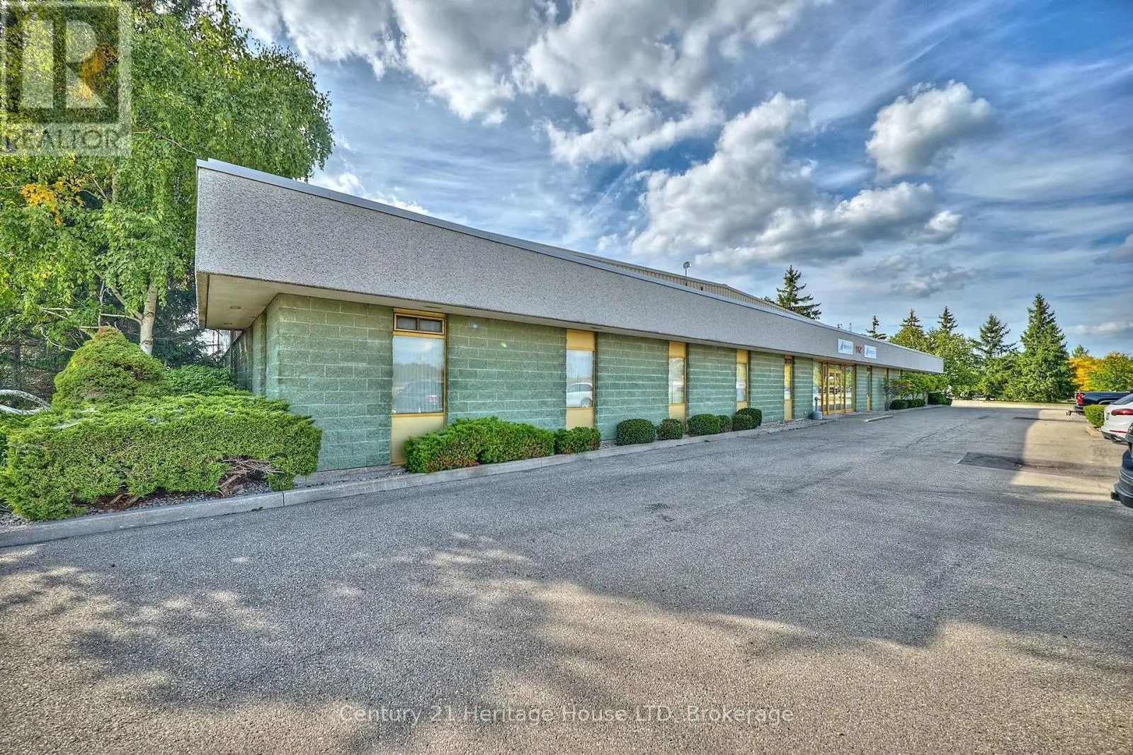 1767 PETTIT ROAD