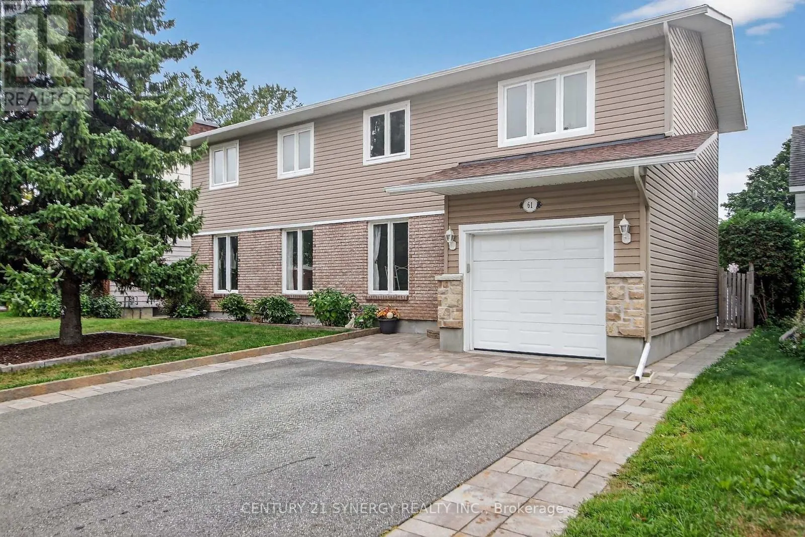 61 FIELDGATE DRIVE