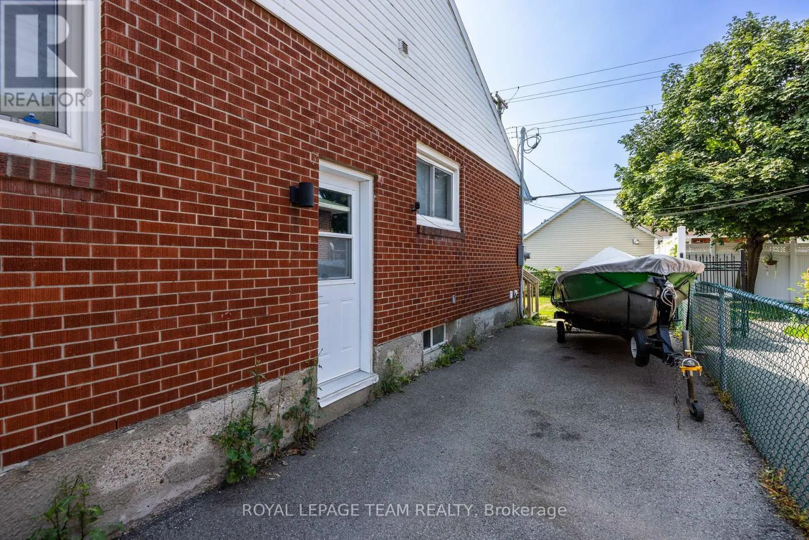 726 CUMMINGS AVENUE