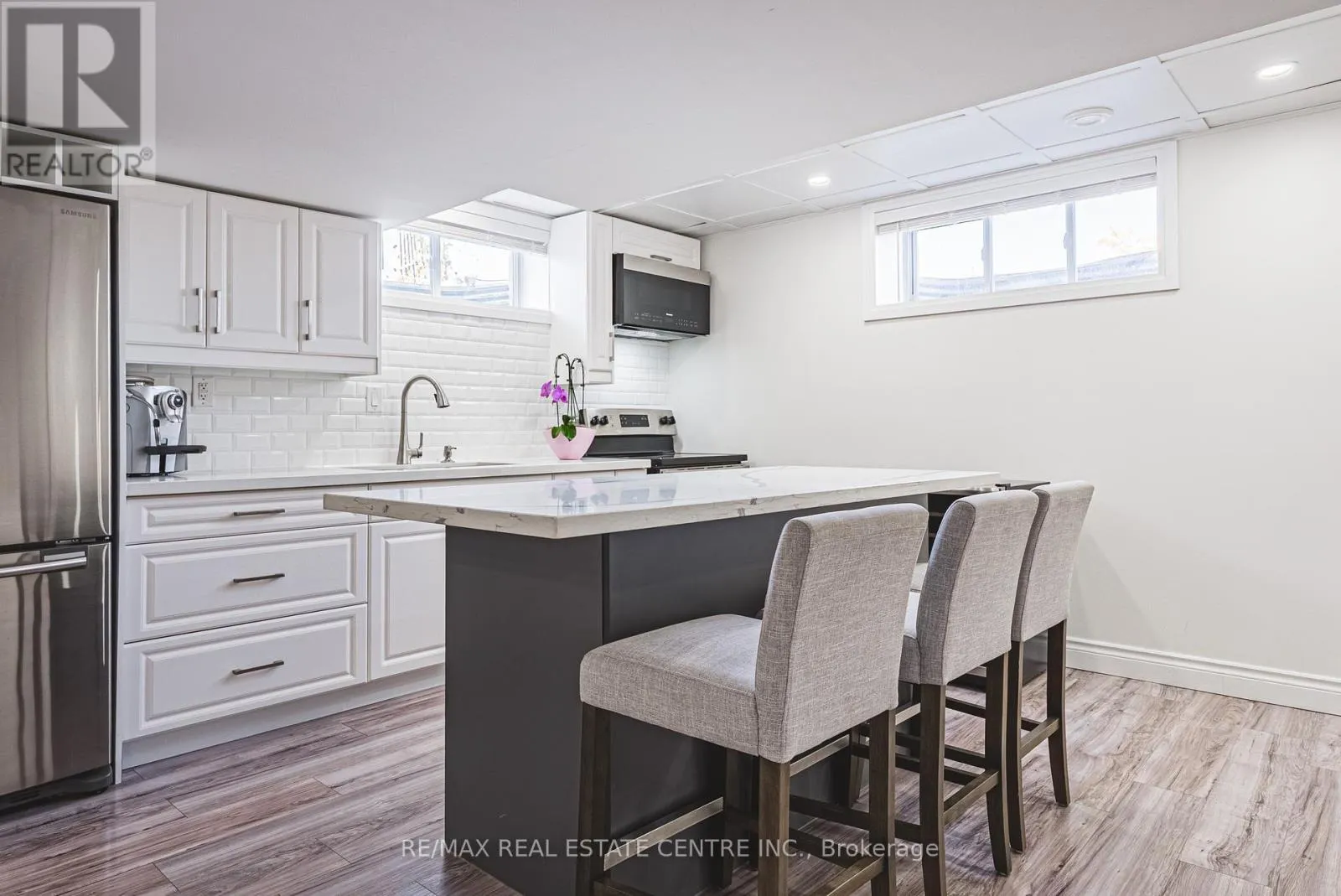 2855 HALDIMAND ROAD 9