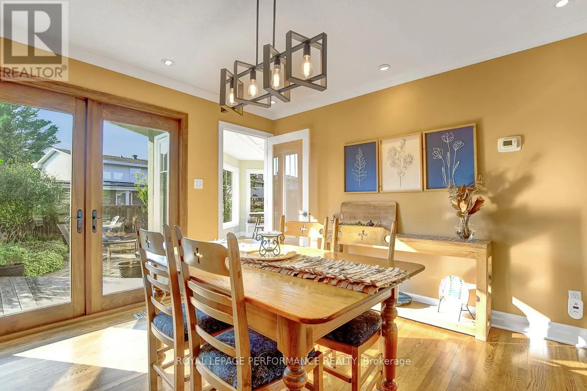 6 SELLERS WAY