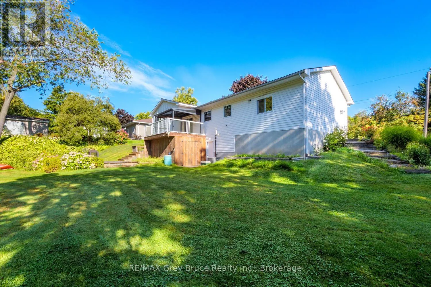 699 20TH STREET W
