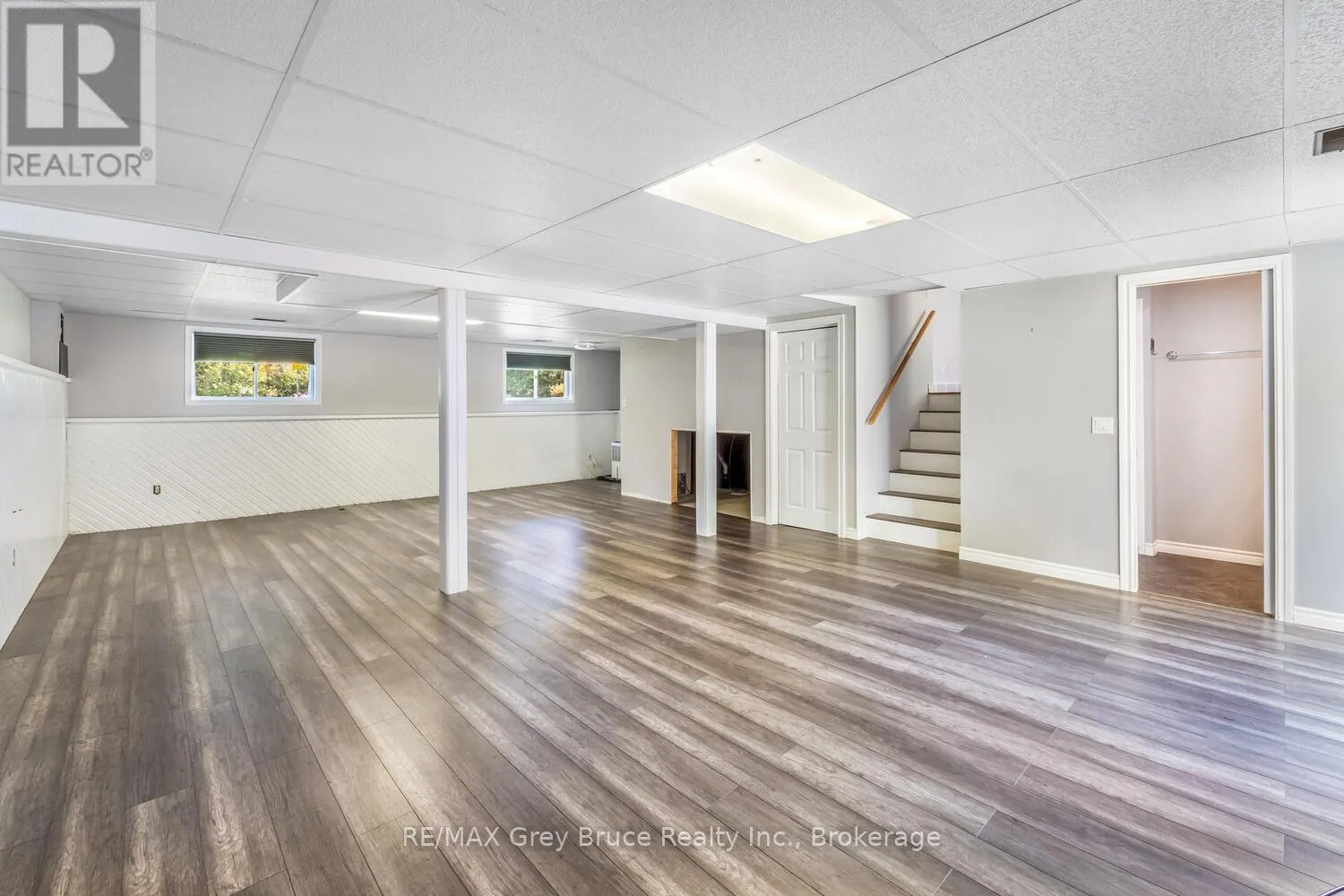 699 20TH STREET W