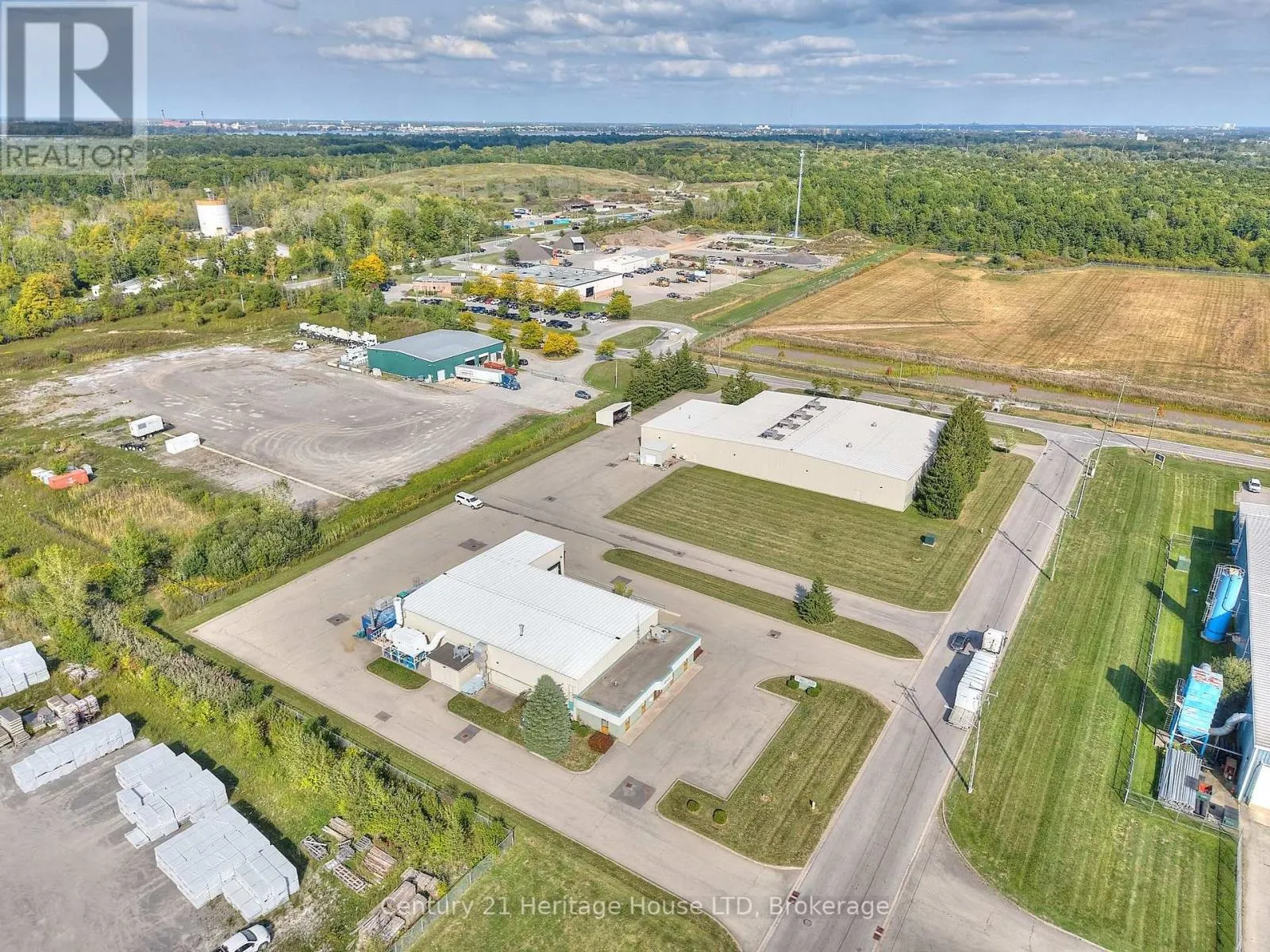 1360 COMMERCE PARKWAY