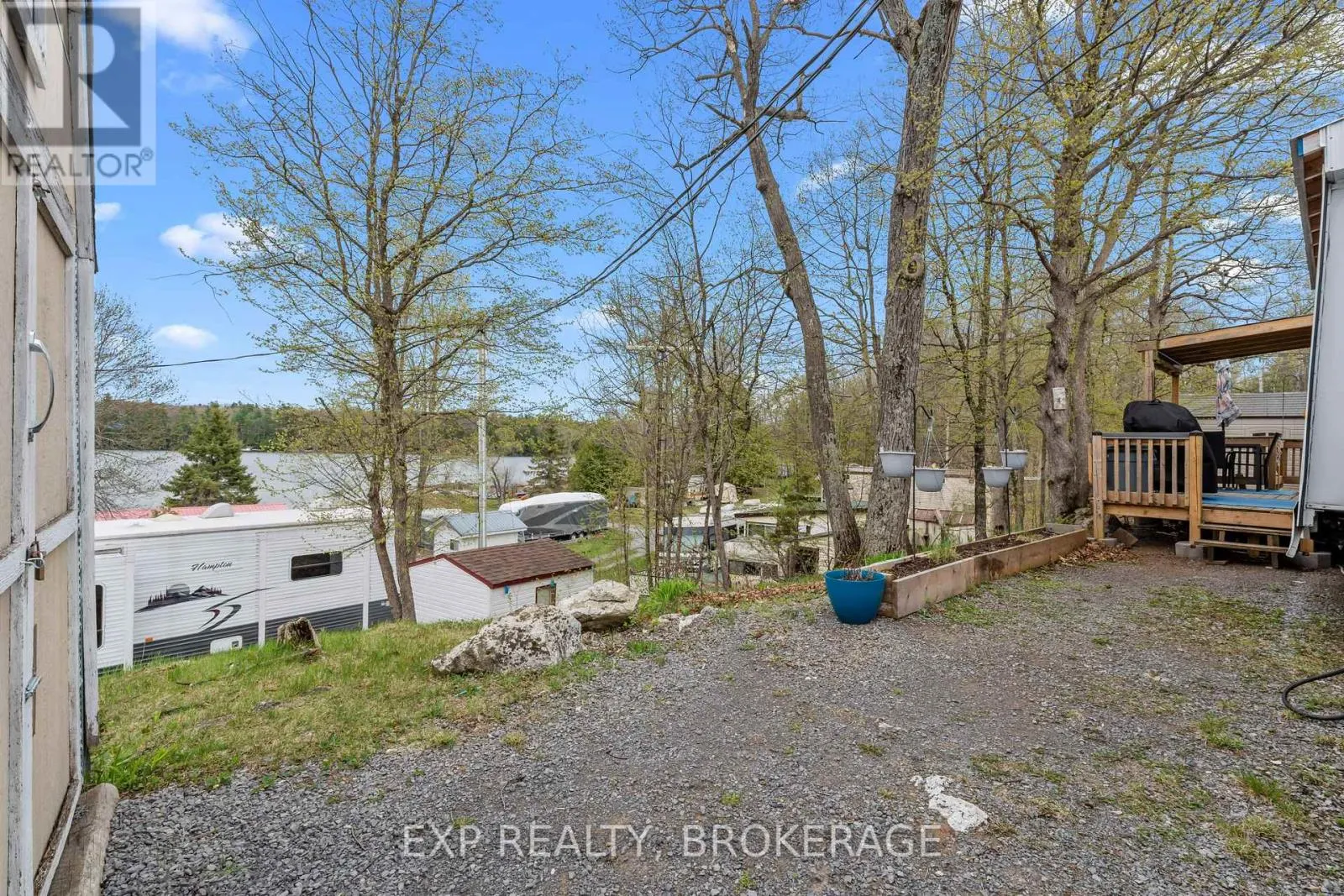 38 - 9 GLENFORD LANE, #38