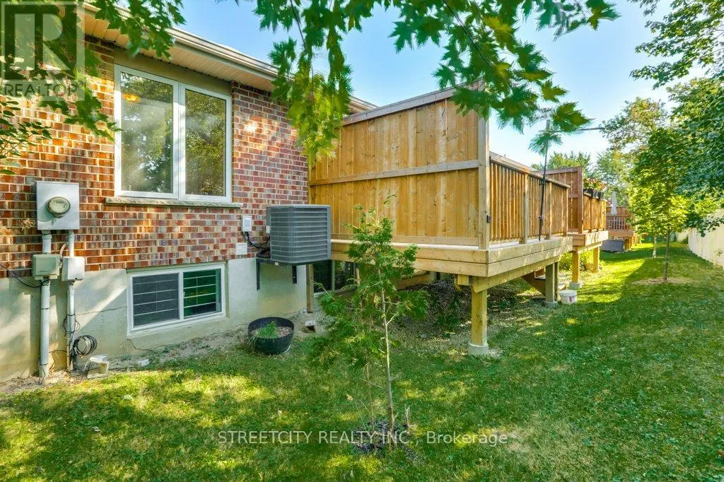 29 - 680 COMMISSIONERS ROAD, #29