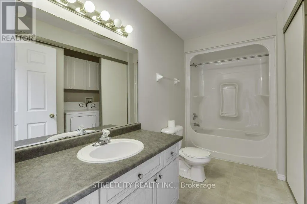 29 - 680 COMMISSIONERS ROAD, #29
