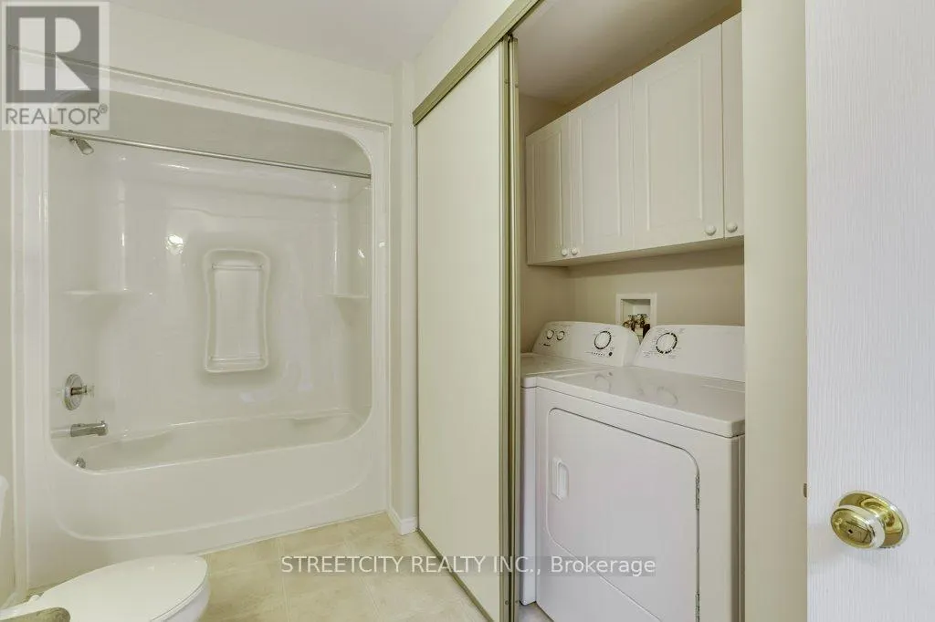 29 - 680 COMMISSIONERS ROAD, #29