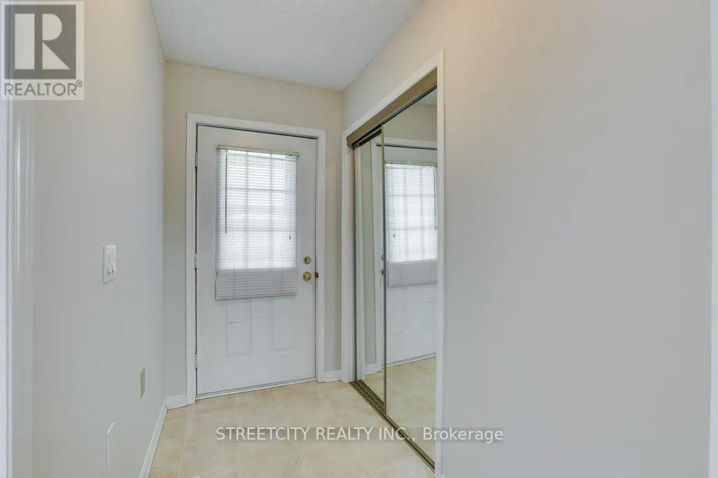 29 - 680 COMMISSIONERS ROAD, #29