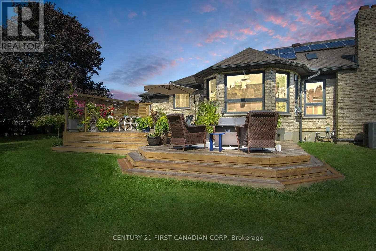 768 FRANKLINWAY CRESCENT