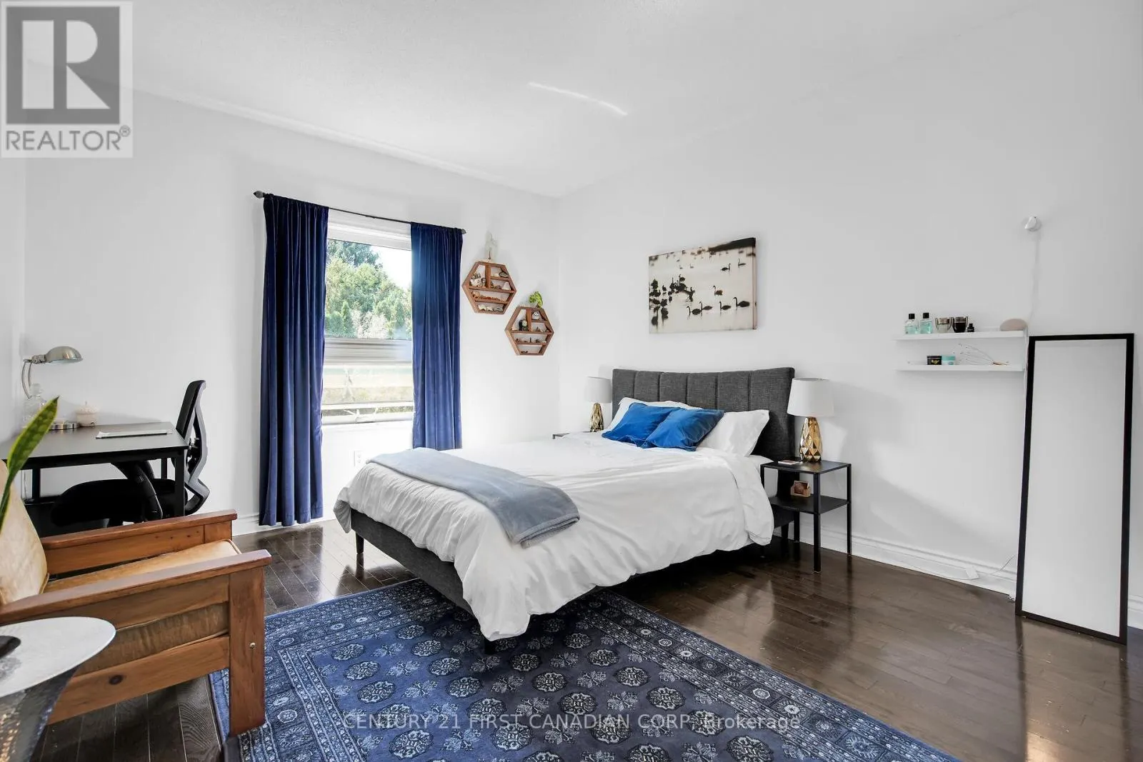 768 FRANKLINWAY CRESCENT