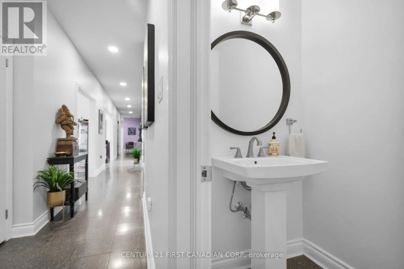 768 FRANKLINWAY CRESCENT