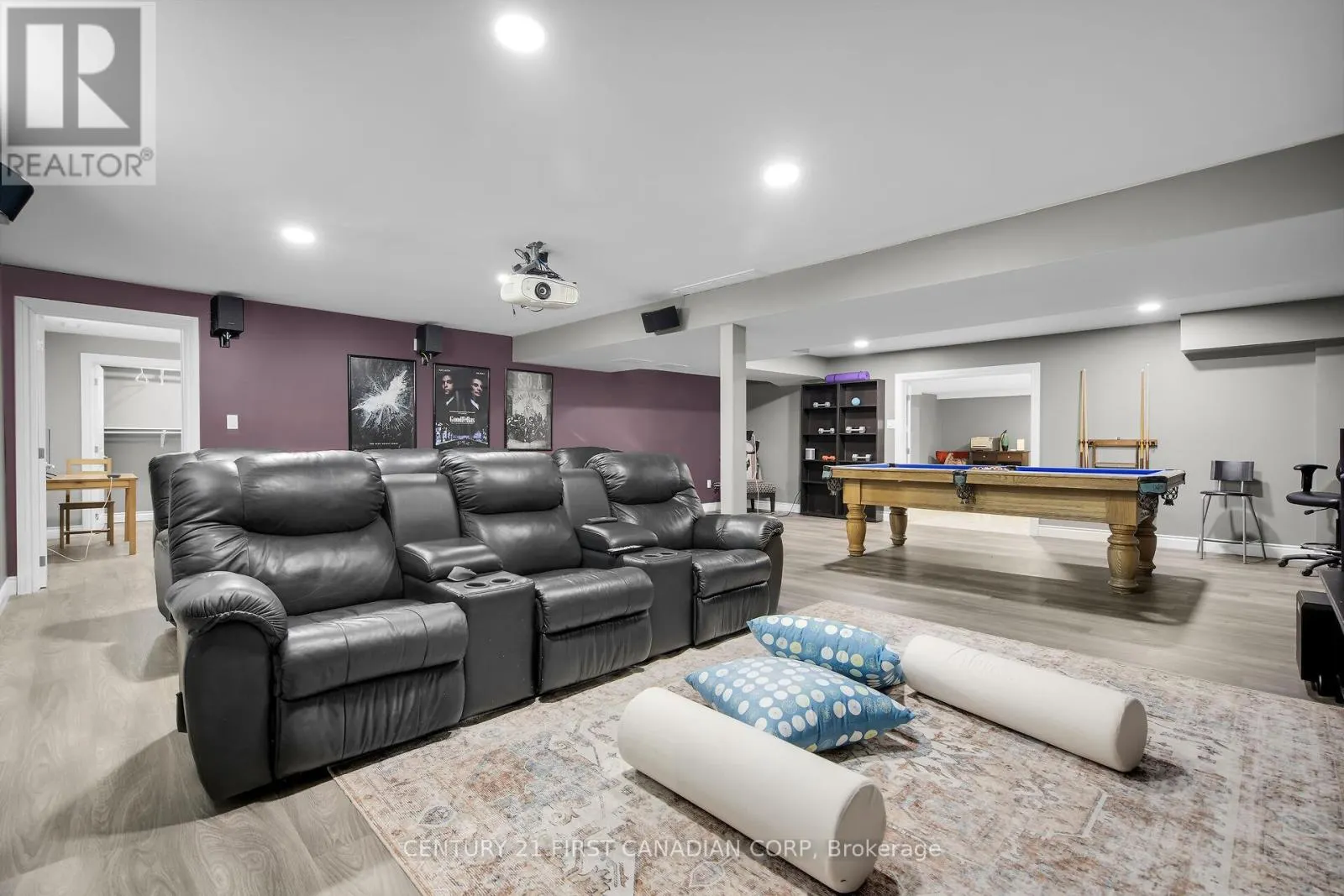 768 FRANKLINWAY CRESCENT