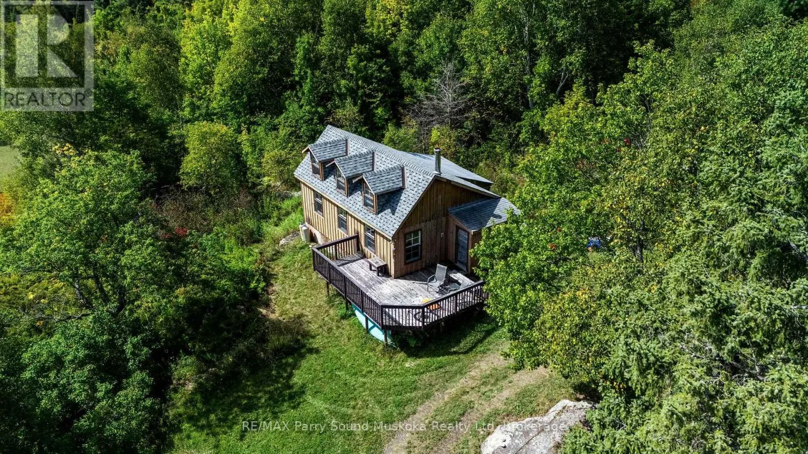 15 DICKINSON ROAD