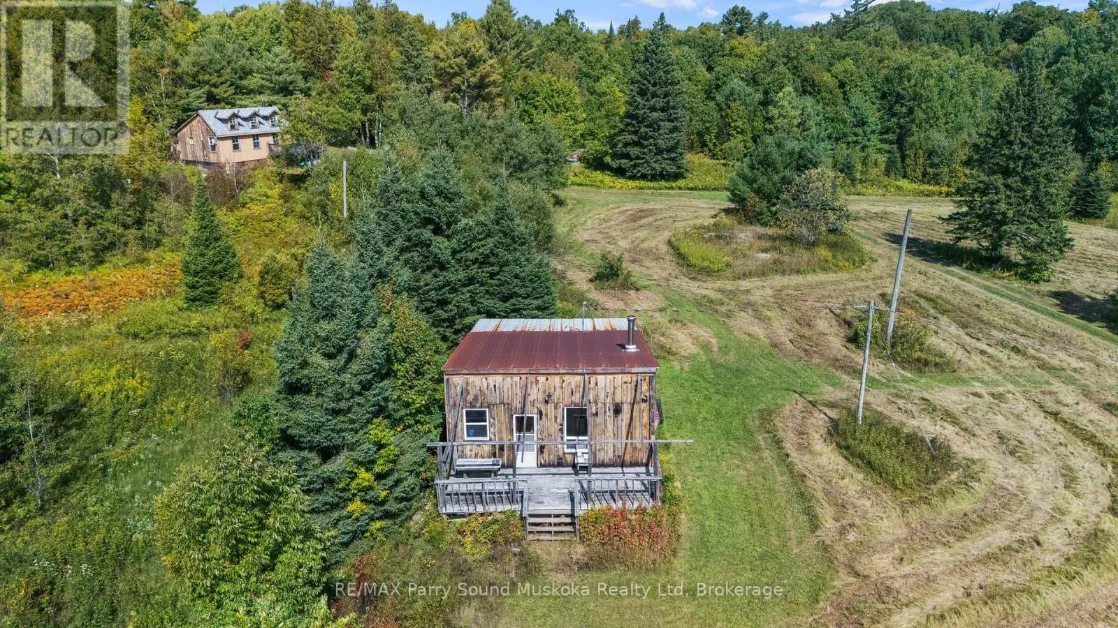 15 DICKINSON ROAD