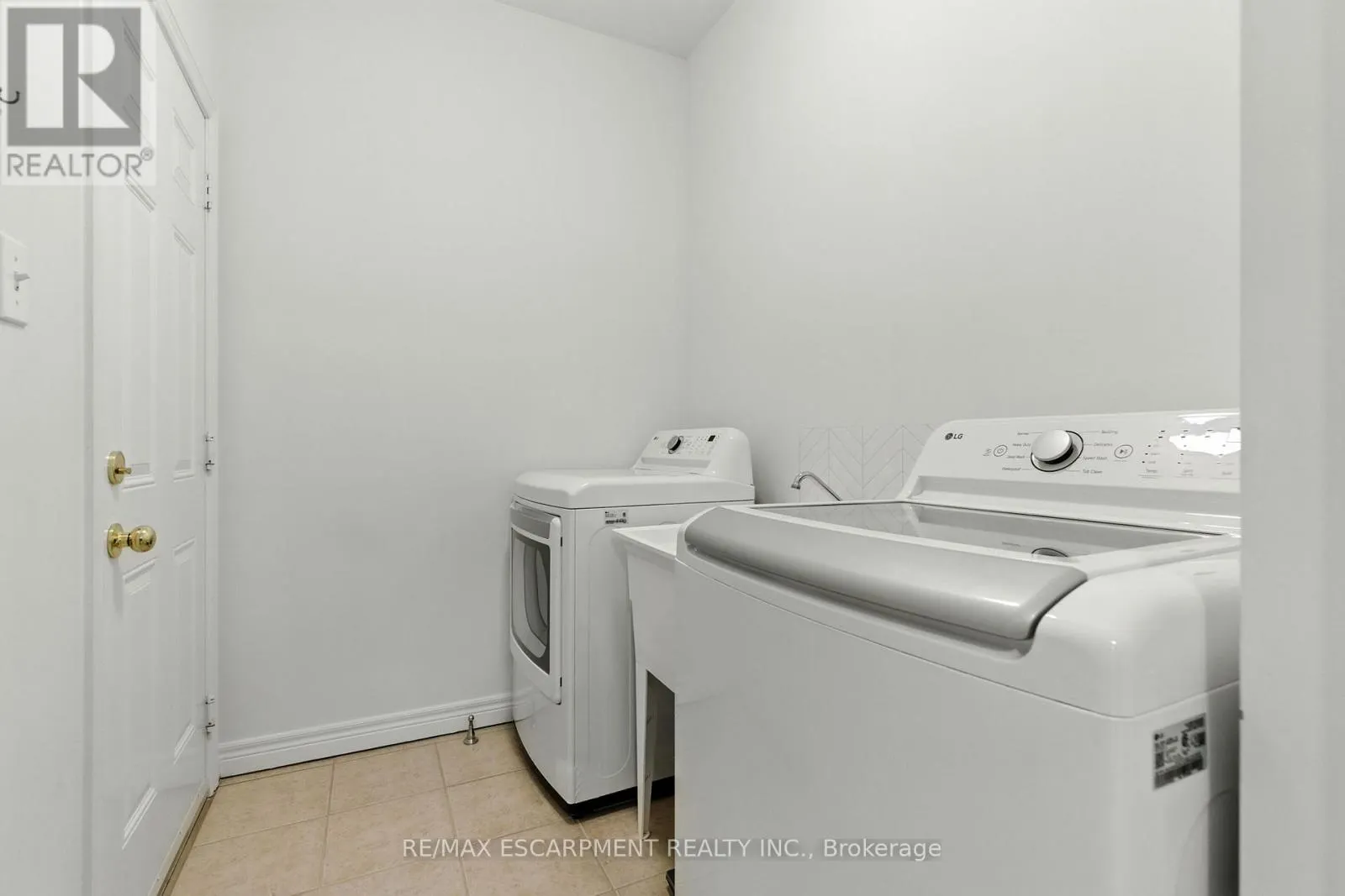 20 - 310 SOUTHBROOK DRIVE