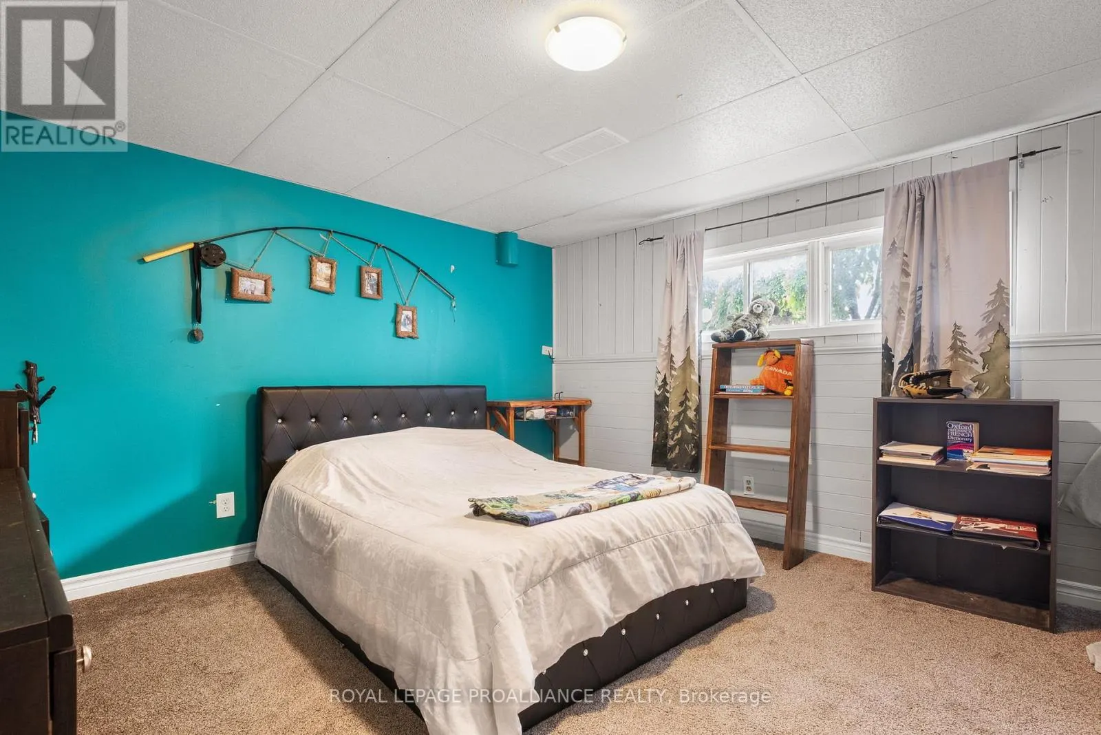 8 ORIOLE CRESCENT