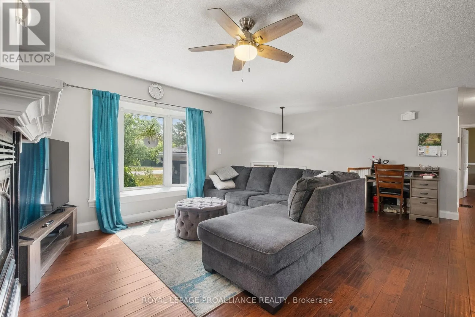 8 ORIOLE CRESCENT