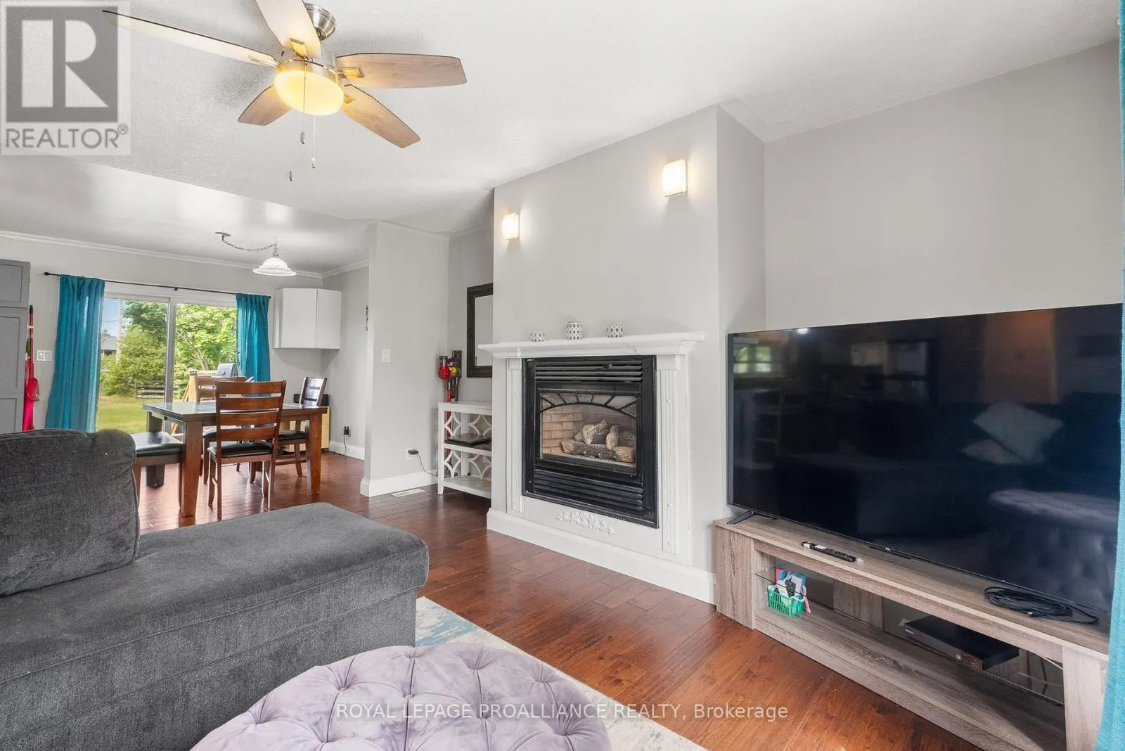 8 ORIOLE CRESCENT