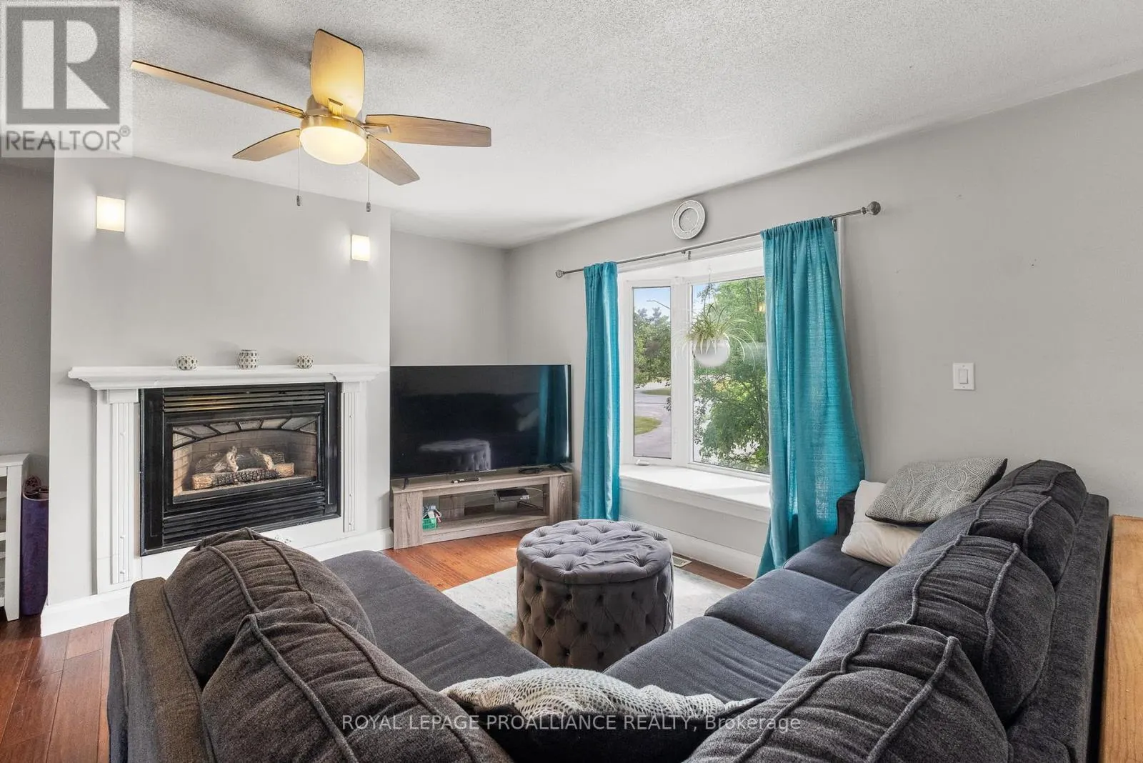 8 ORIOLE CRESCENT