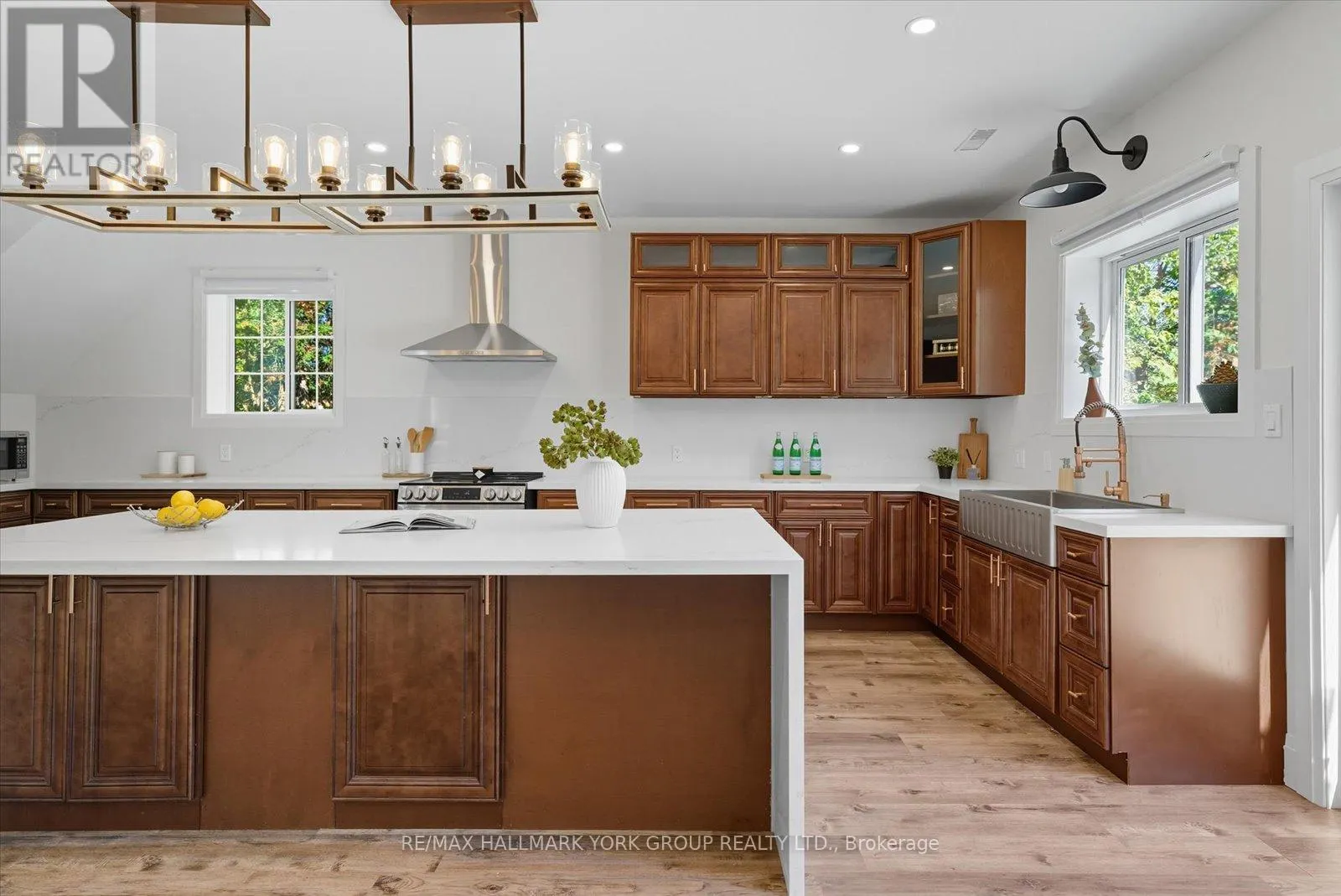 67 ANTIQUARY ROAD