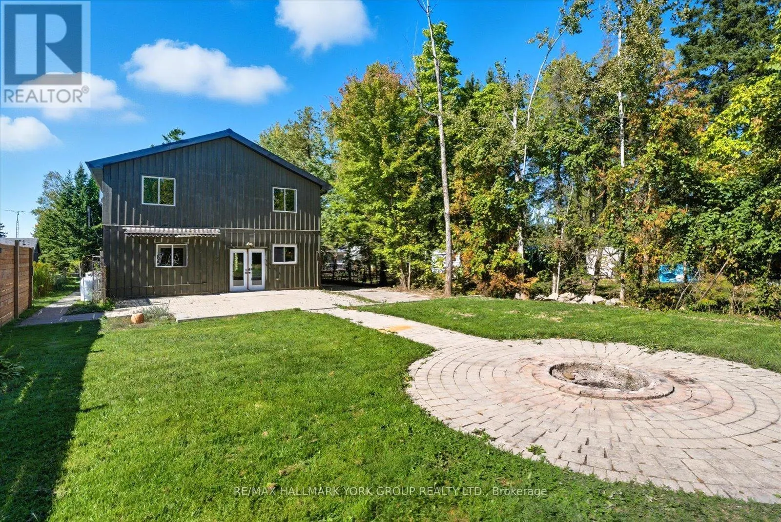 67 ANTIQUARY ROAD