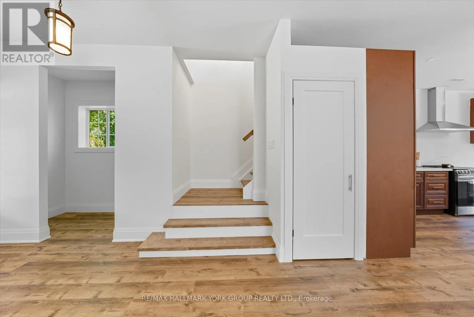 67 ANTIQUARY ROAD