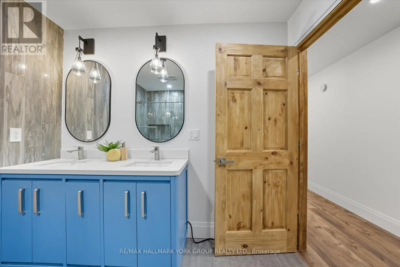 67 ANTIQUARY ROAD