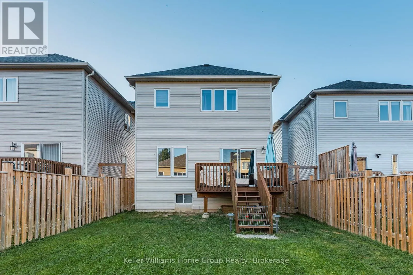24 COURTNEY STREET