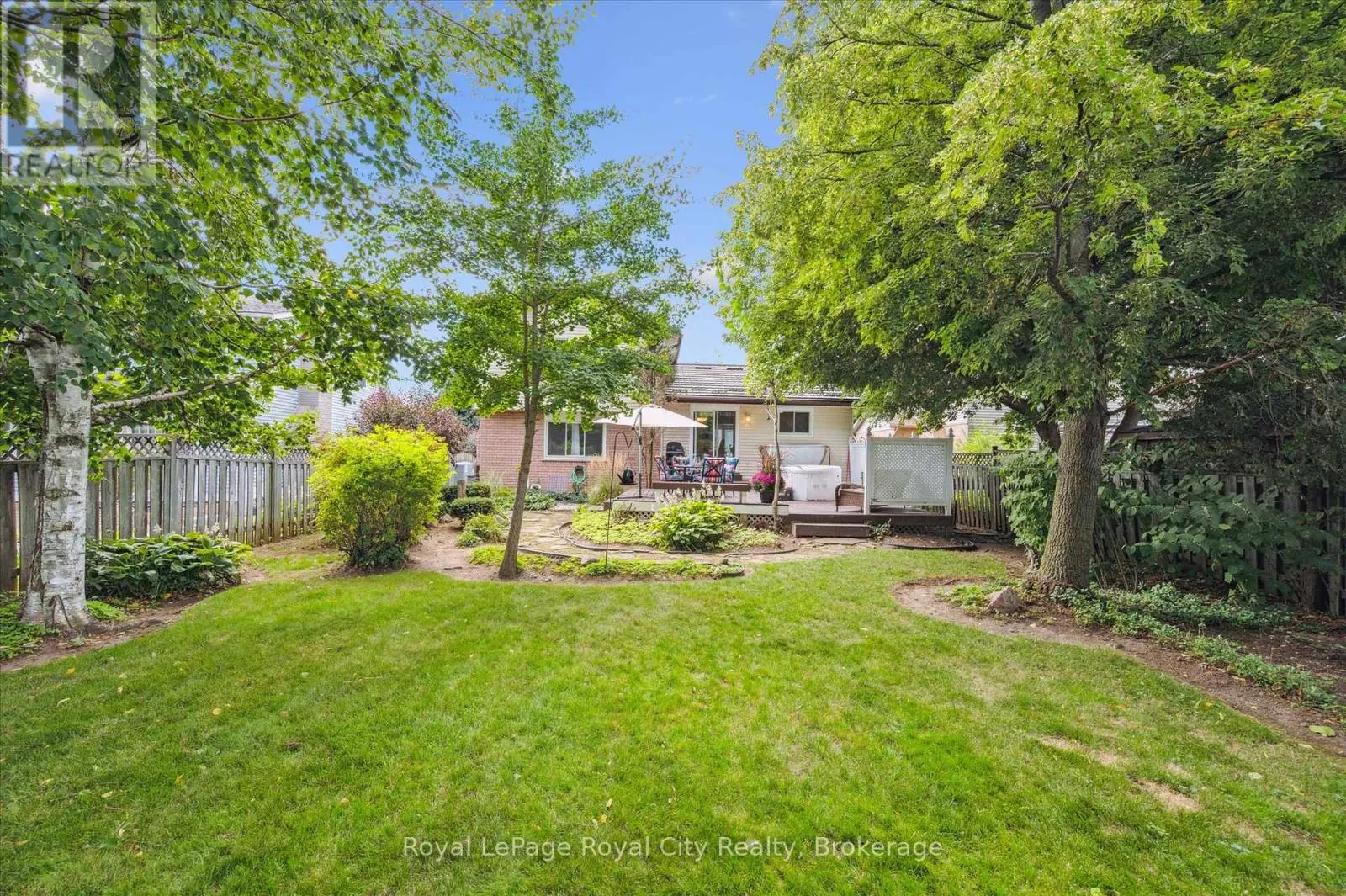 39 GREENWICH DRIVE