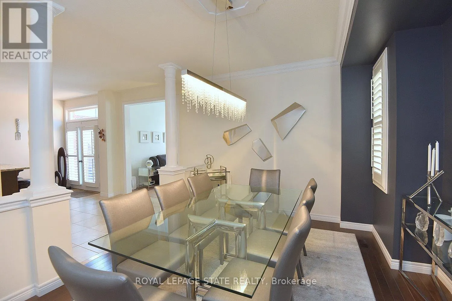 12 DEGROW CRESCENT