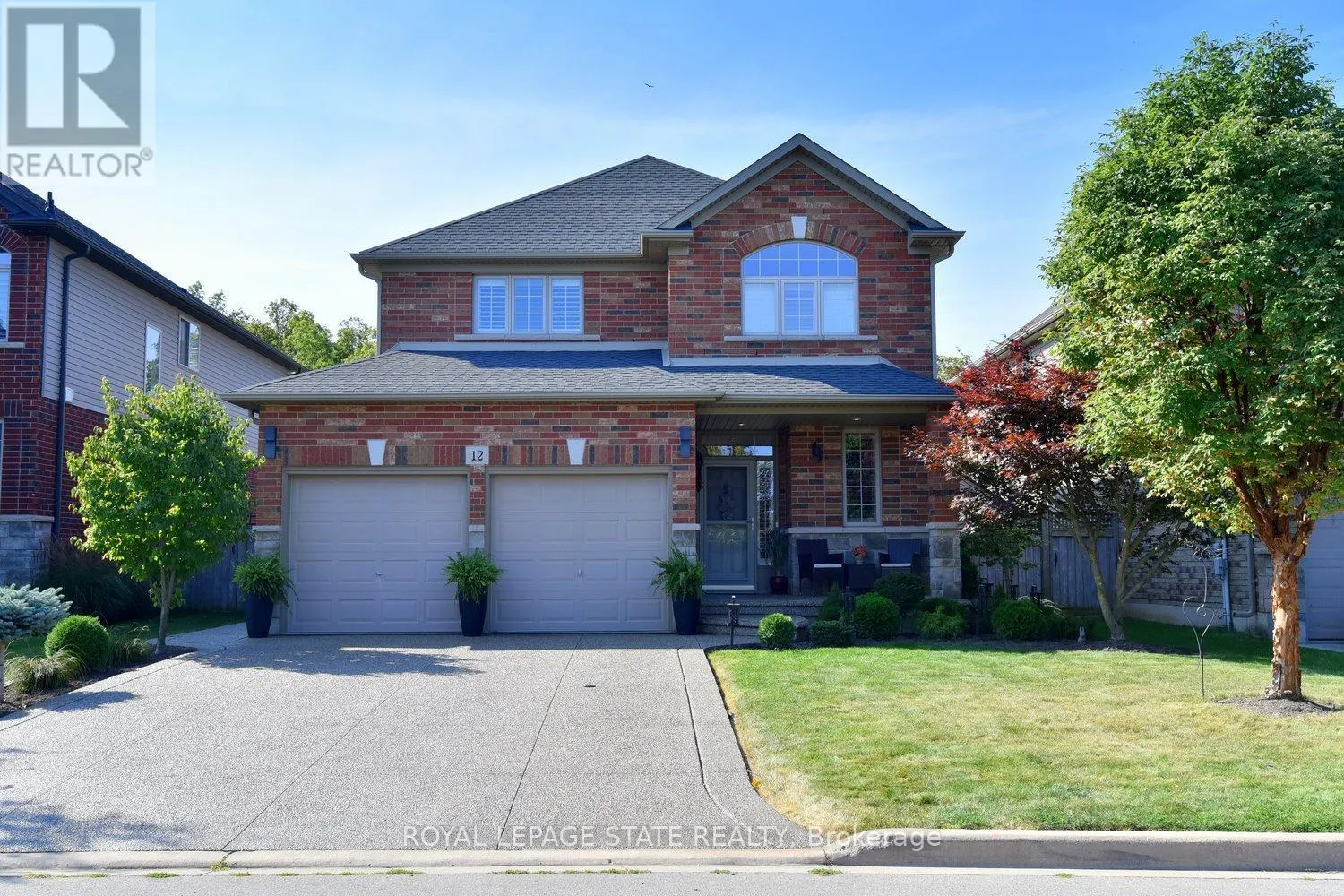 12 DEGROW CRESCENT