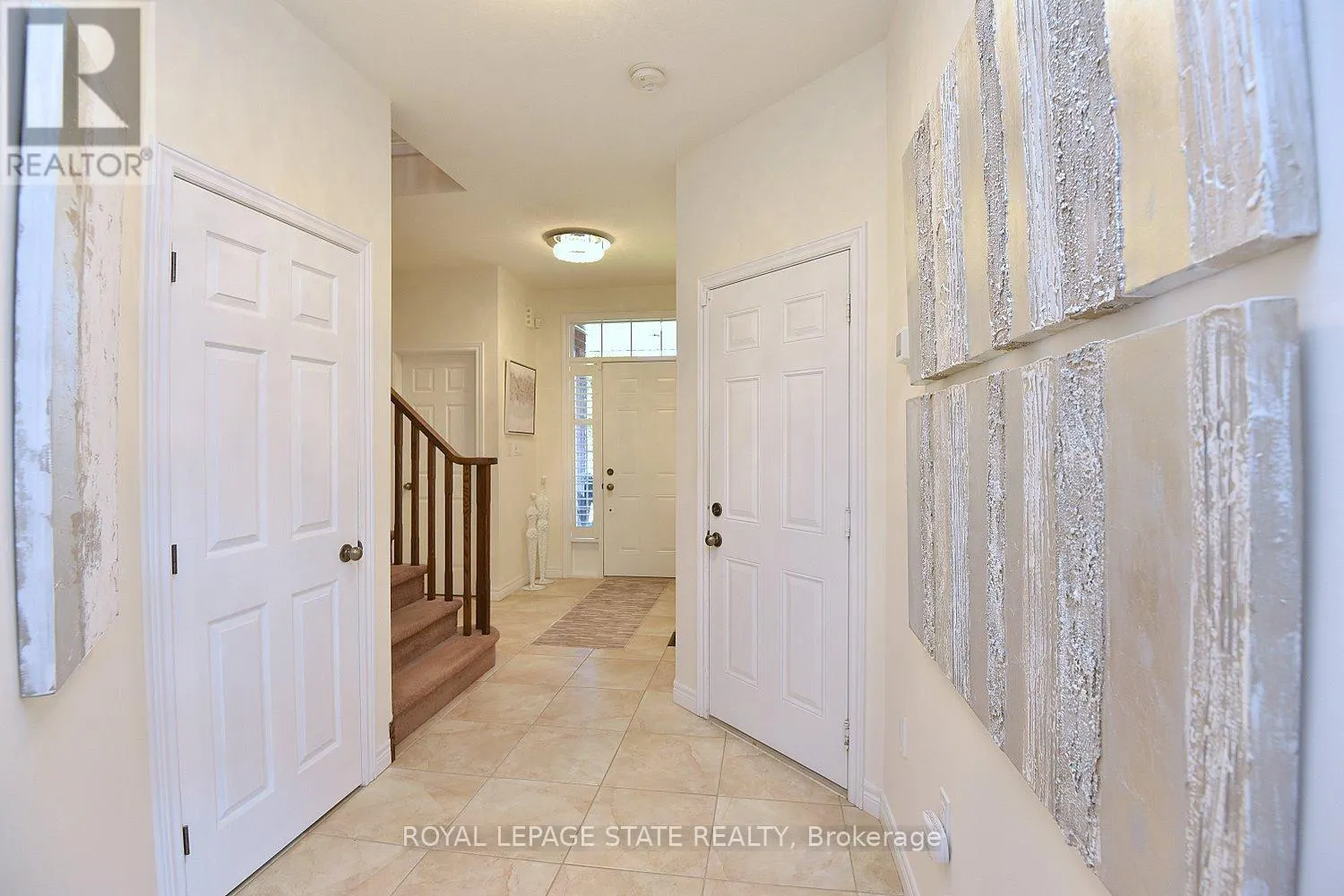 12 DEGROW CRESCENT