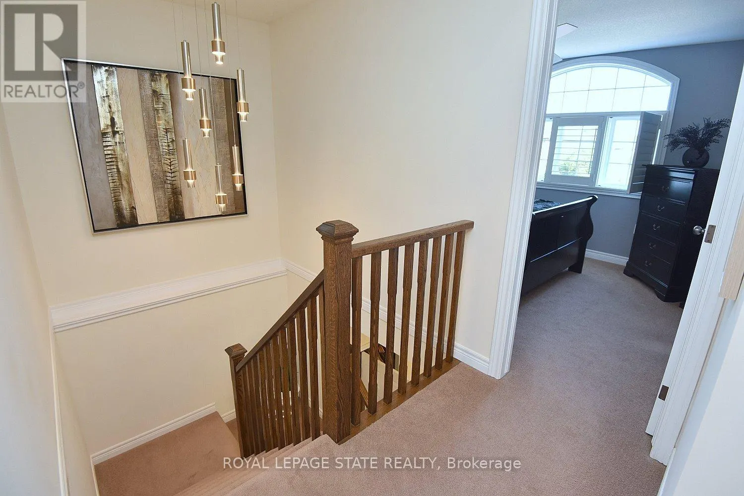 12 DEGROW CRESCENT
