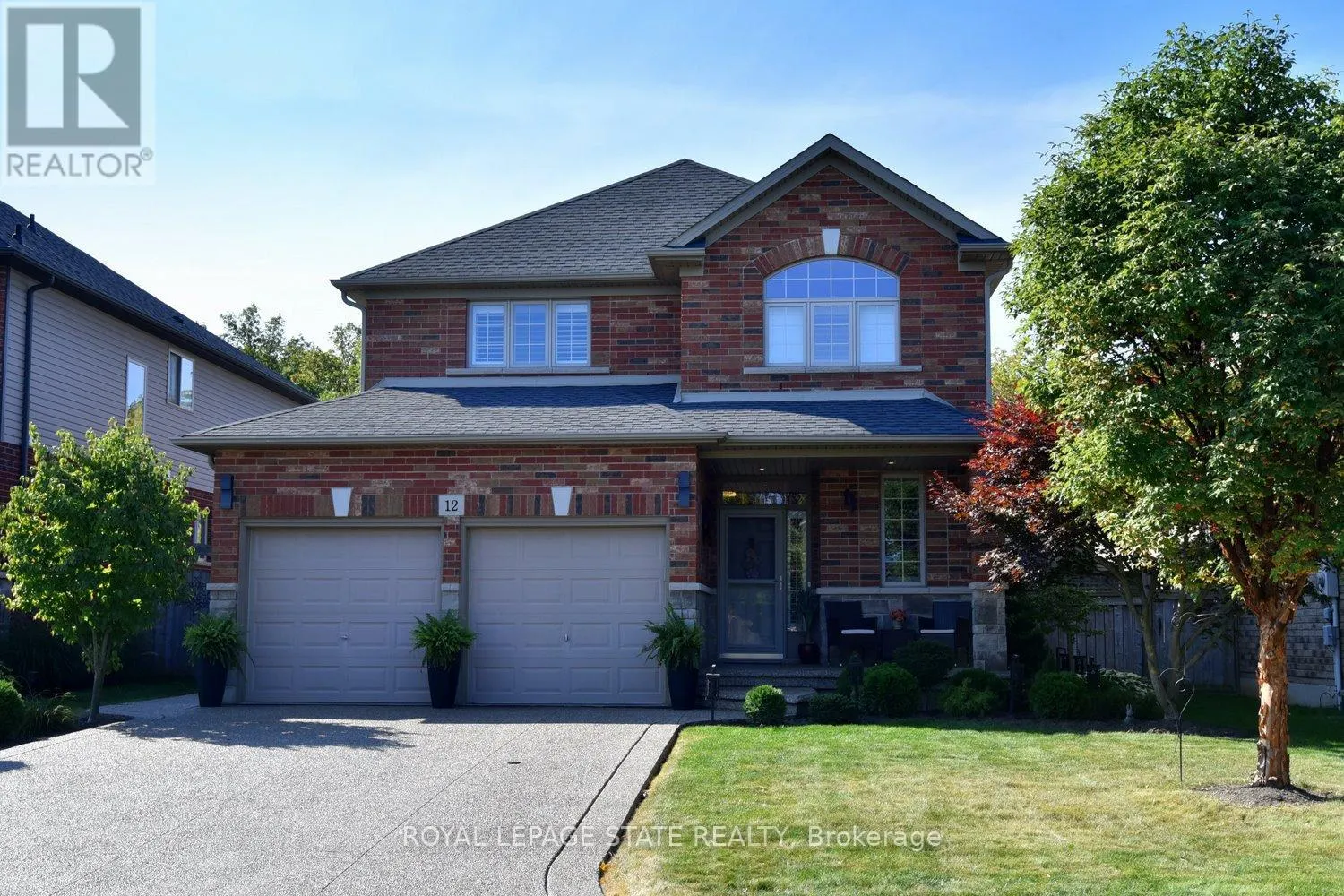 12 DEGROW CRESCENT