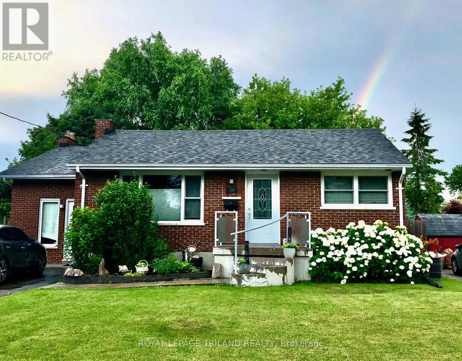 226 RAINBOW AVENUE