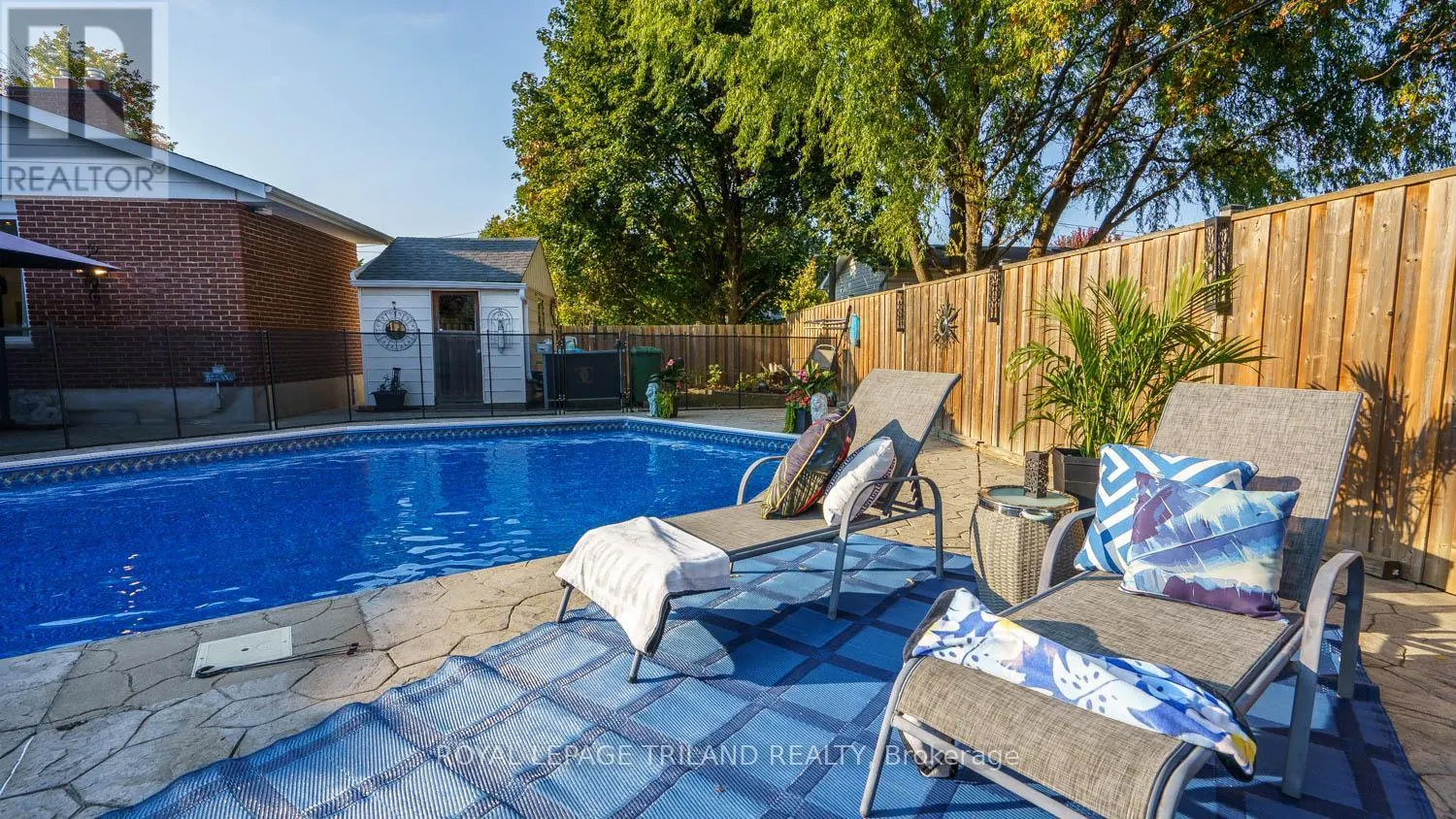 226 RAINBOW AVENUE