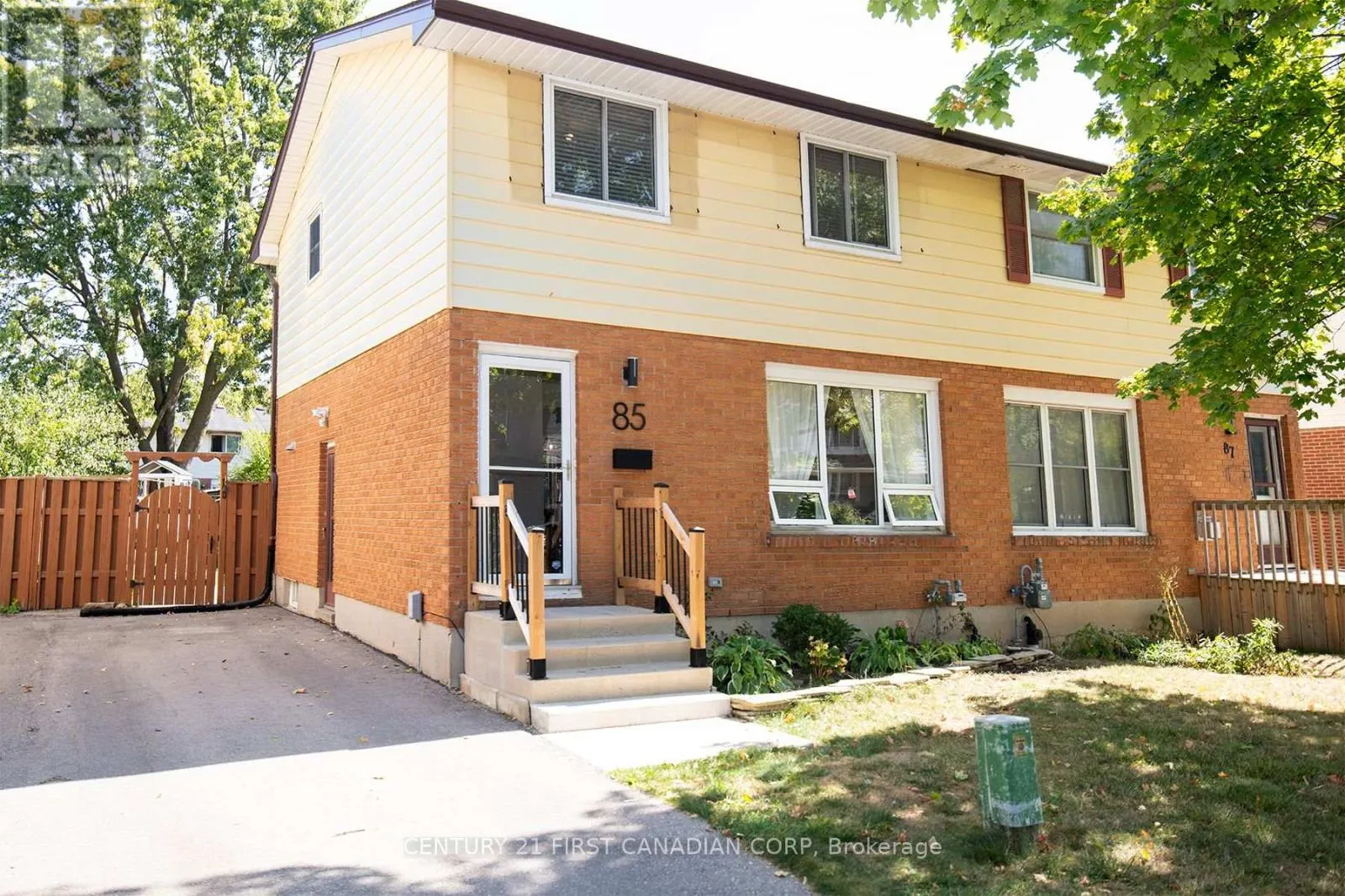 85 AUGUSTA CRESCENT