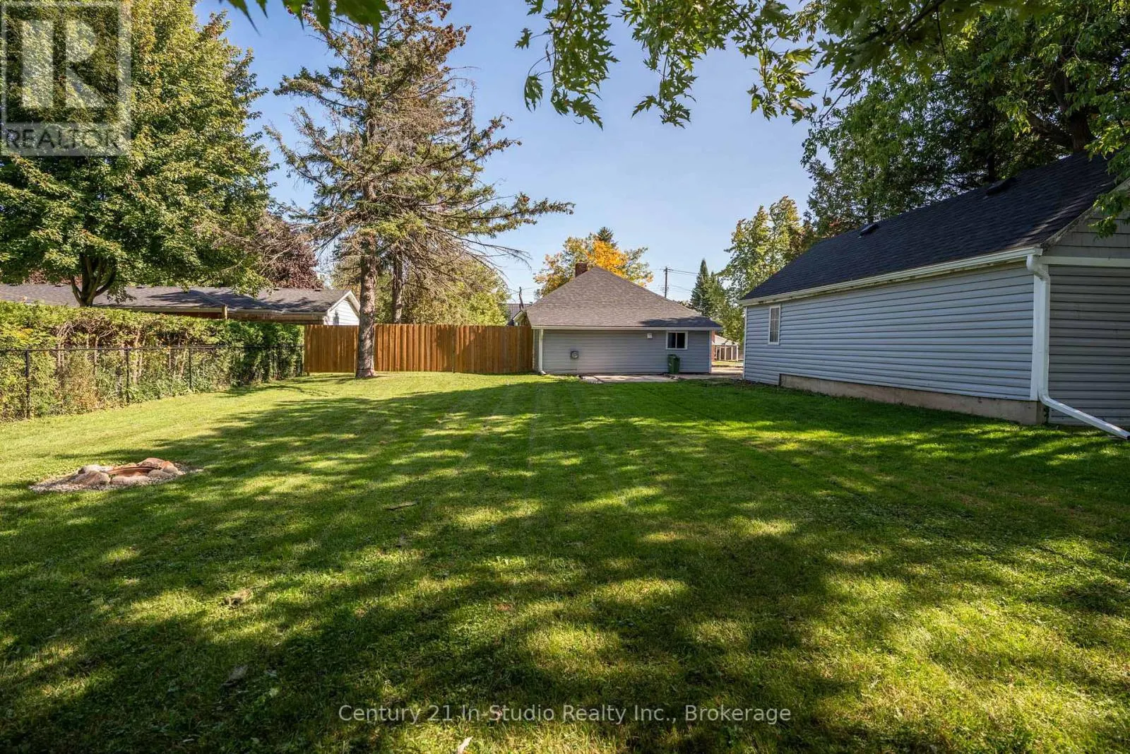 2732 3RD AVENUE W