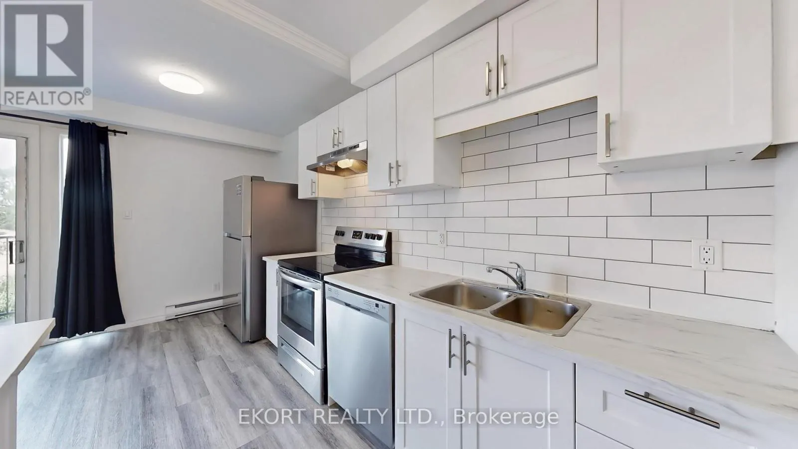 10 - 149 NORTH PARK STREET, #10