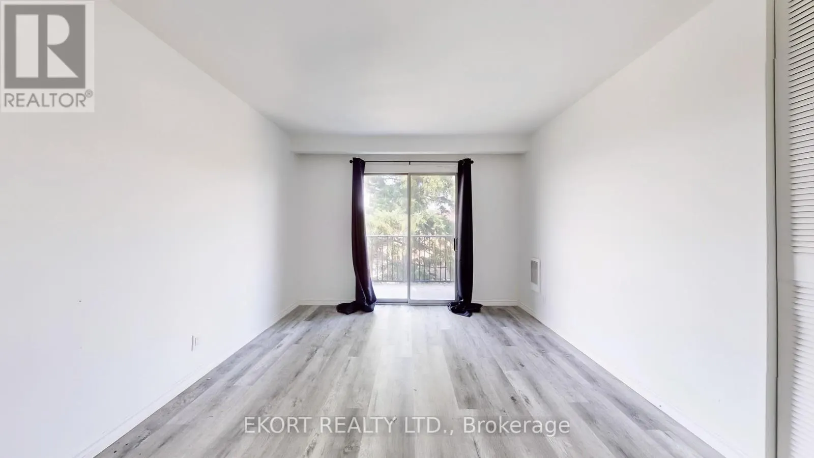 10 - 149 NORTH PARK STREET, #10