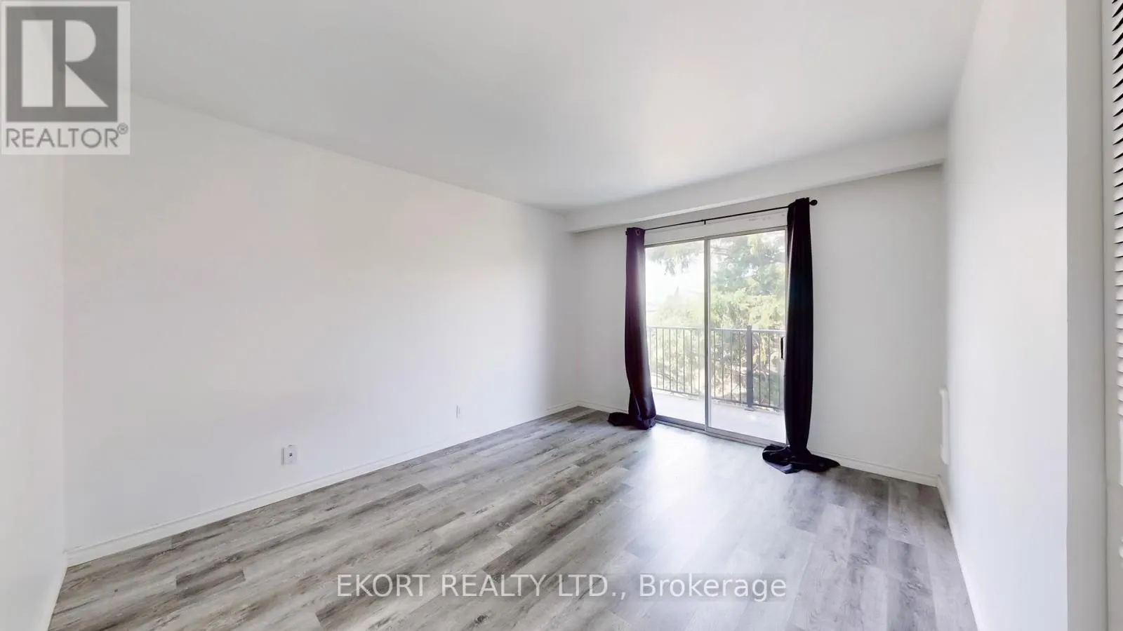 10 - 149 NORTH PARK STREET, #10