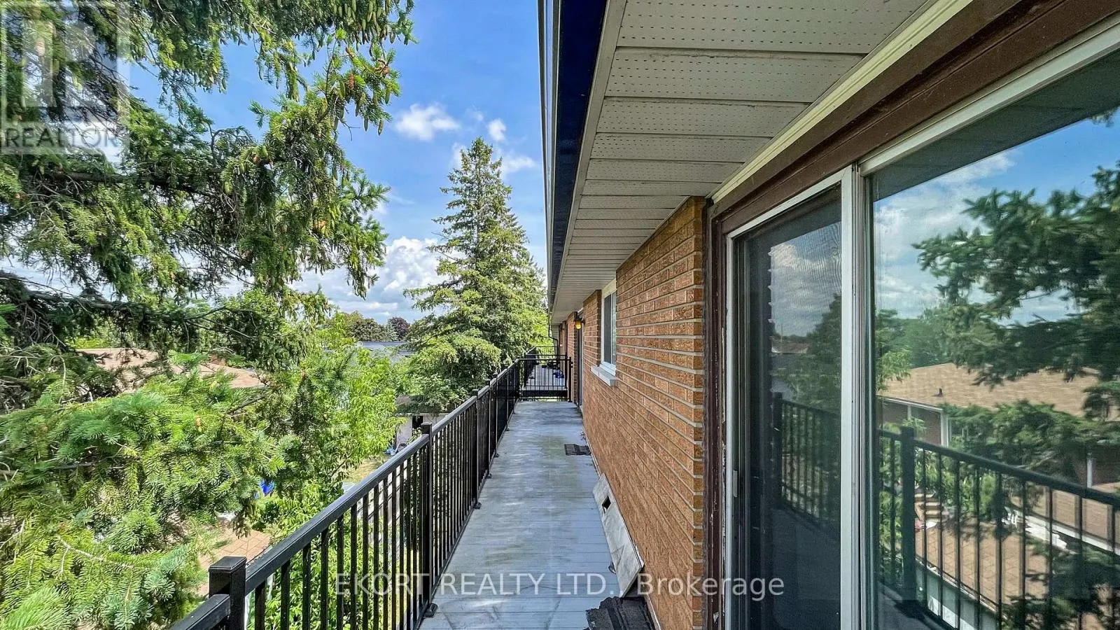 10 - 149 NORTH PARK STREET, #10
