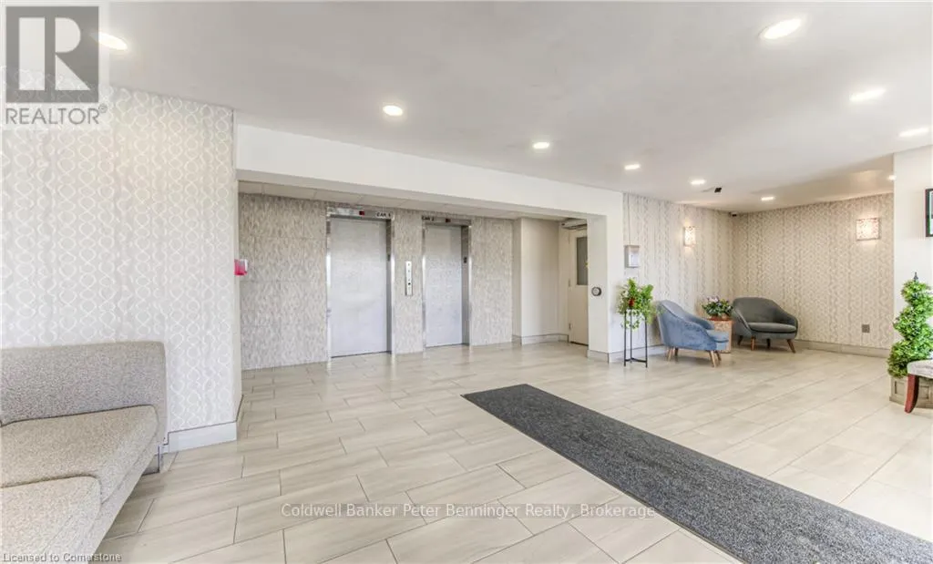 211 - 1100 COURTLAND AVENUE E, #211
