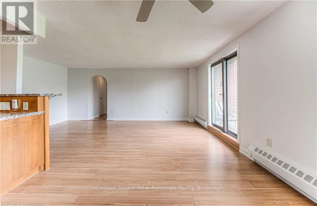 211 - 1100 COURTLAND AVENUE E, #211