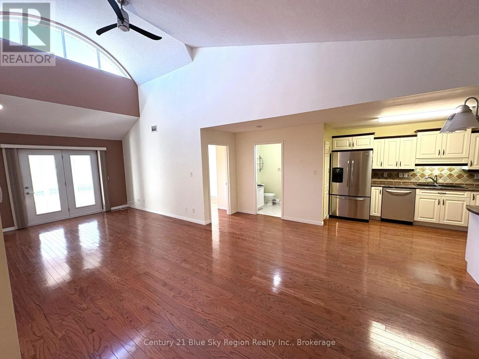 4 - 713 COURSOL ROAD, #4