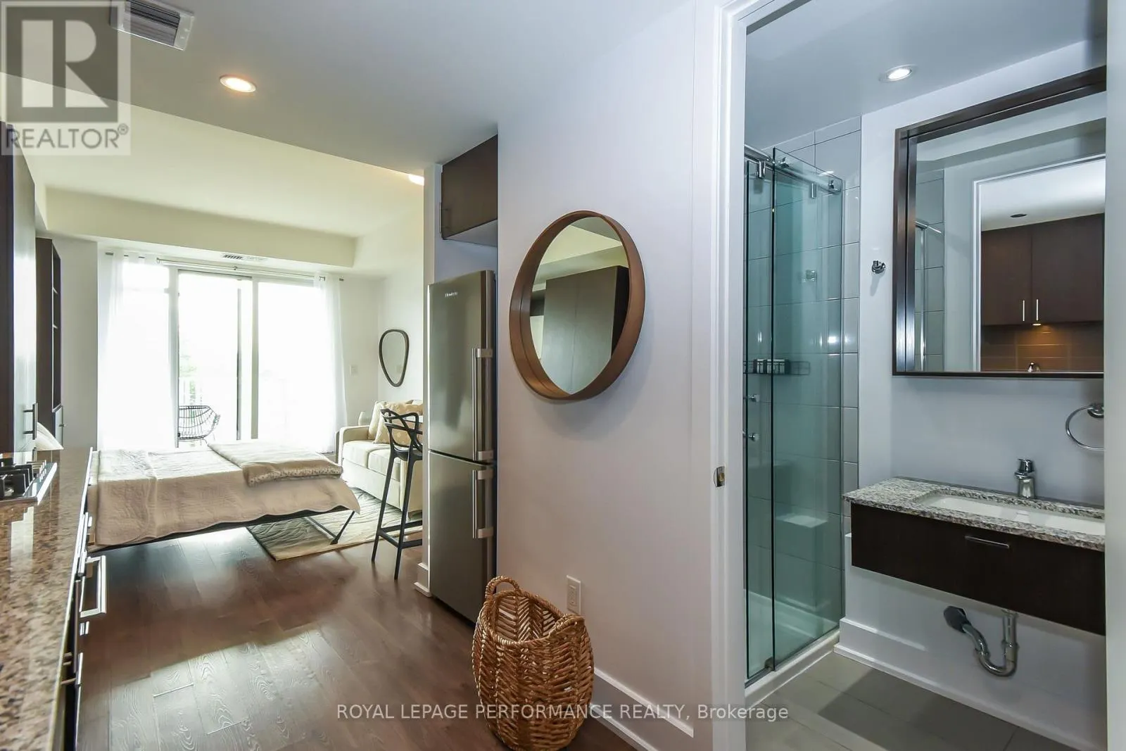 309A - 7 MARQUETTE AVENUE