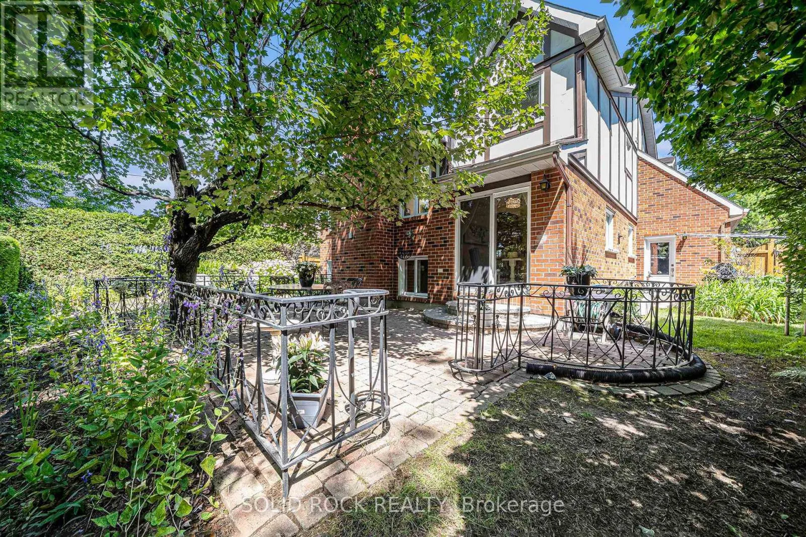 19 CULLEN COURT