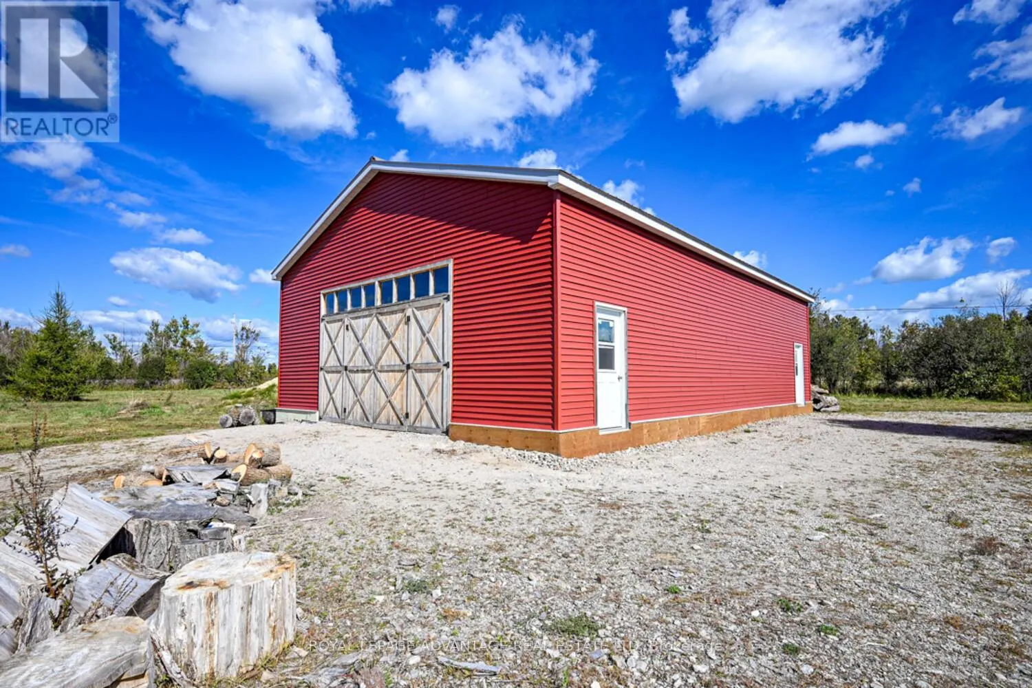 455 CHURCHILL ROAD